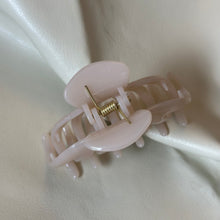 Load image into Gallery viewer, Light Pink Pumpkin Claw Clip
